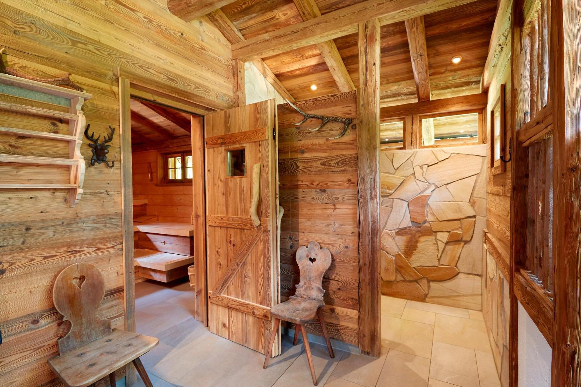 Ferienwohnungen Kurhotel Eichinger บาดวือริสโฮเฟิน ภายนอก รูปภาพ