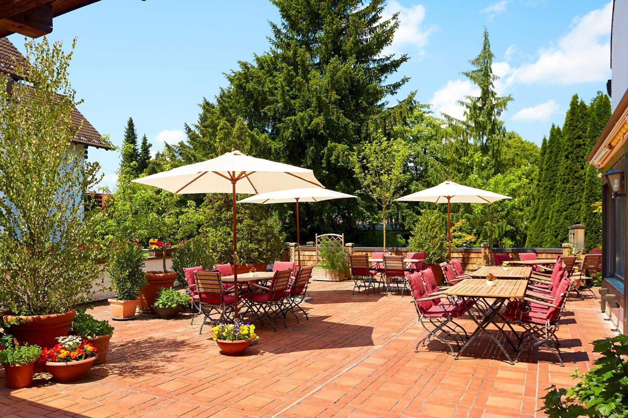 Ferienwohnungen Kurhotel Eichinger บาดวือริสโฮเฟิน ภายนอก รูปภาพ