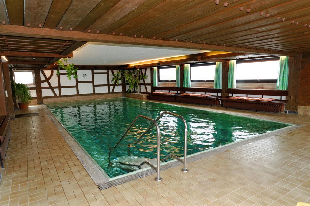 Ferienwohnungen Kurhotel Eichinger บาดวือริสโฮเฟิน ภายนอก รูปภาพ